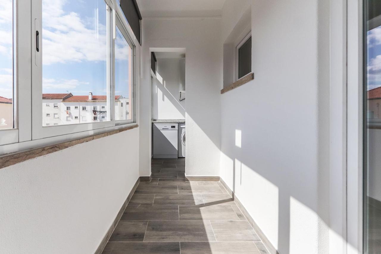 Vita Portucale ! Almada Balcony Buitenkant foto
